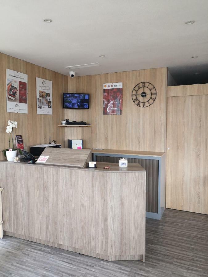 The Originals Access Aeroport, Hotel Aurillac Kültér fotó